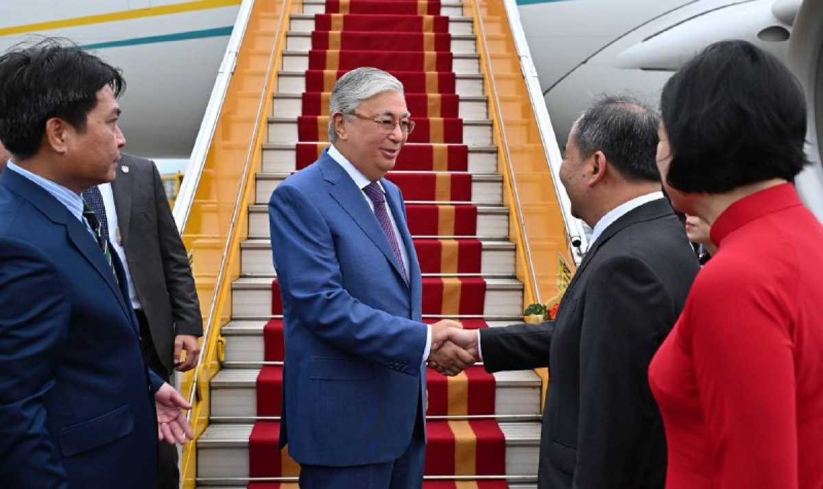 Президент Қасым-Жомарт Тоқаев Вьетнам Социалистік Республикасына ресми сапармен келді