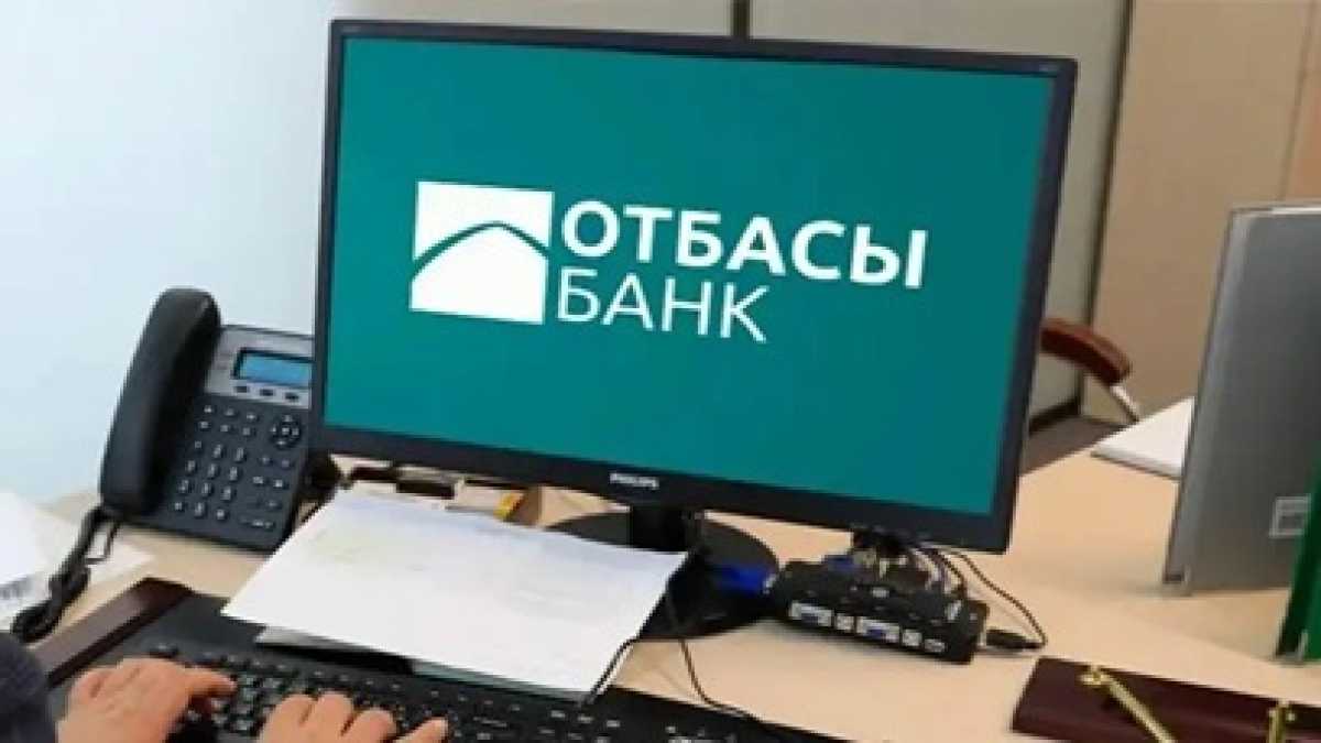 21 жасында «тіссіз қалған» клиент: «Отбасы банк» БЖЗҚ ақшасына тіс емдетуге неге тыйым салынғанын түсіндірді