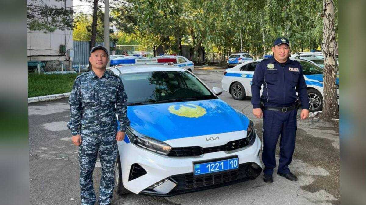 Қостанайда жолда толғағы қысқан әйелді полицейлер перзентханаға жедел жеткізді