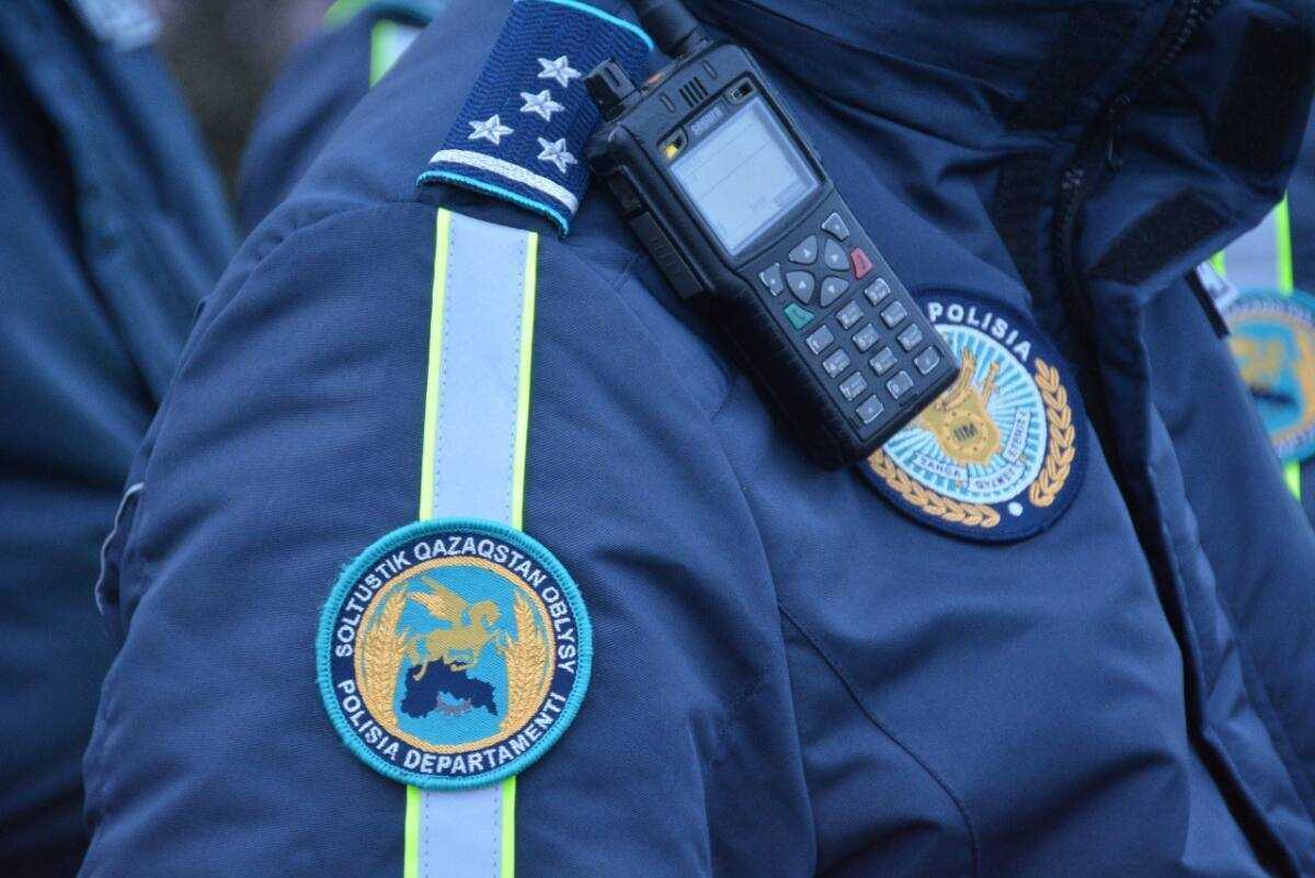 Петропавлдық жүргізуші полицейлерге бағынбағаны үшін ұзақ мерзімге қамауға алынды