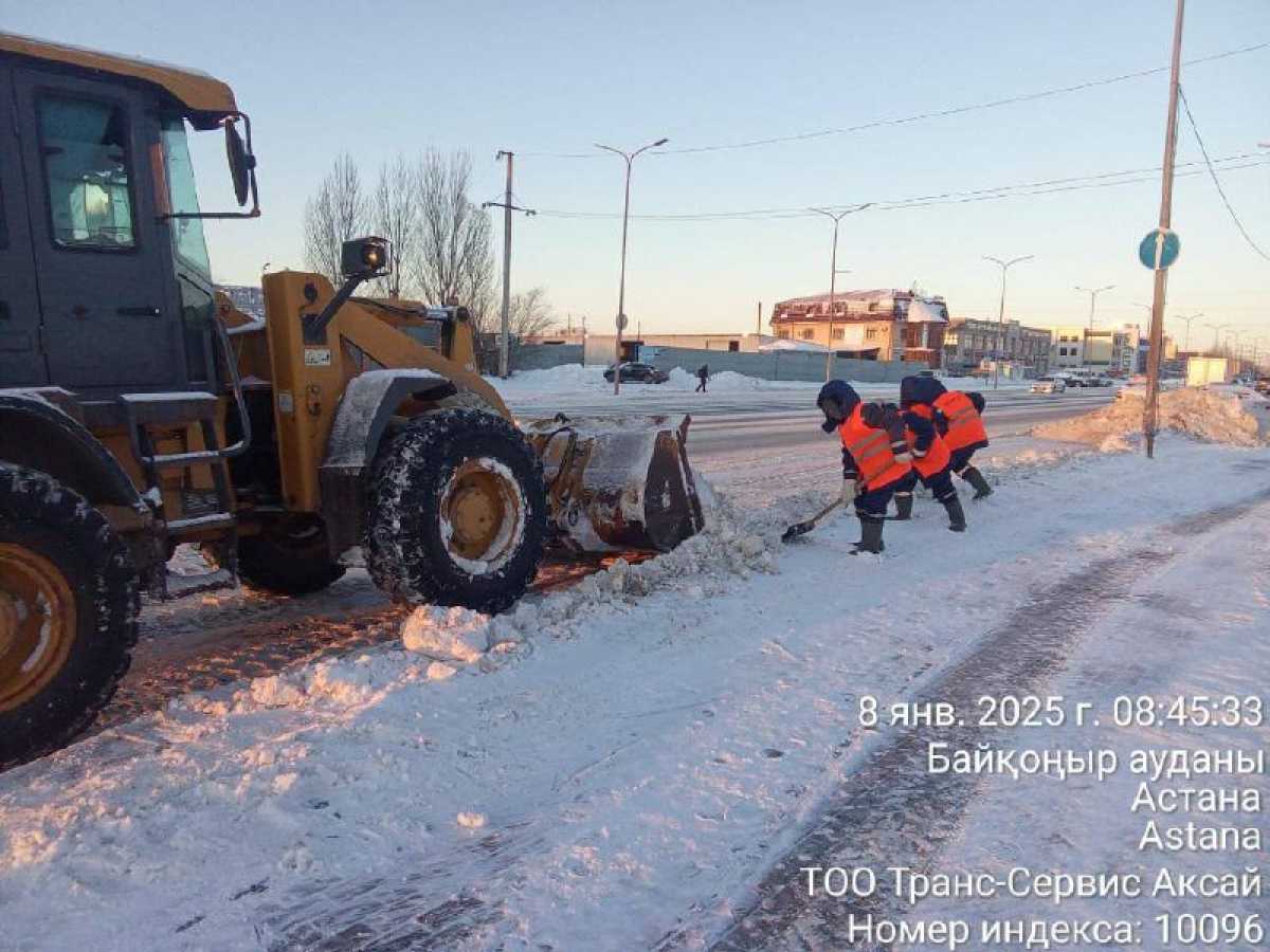 Астанада қала көшелерінің қарын күреуге 2600 жол жұмысшы шықты