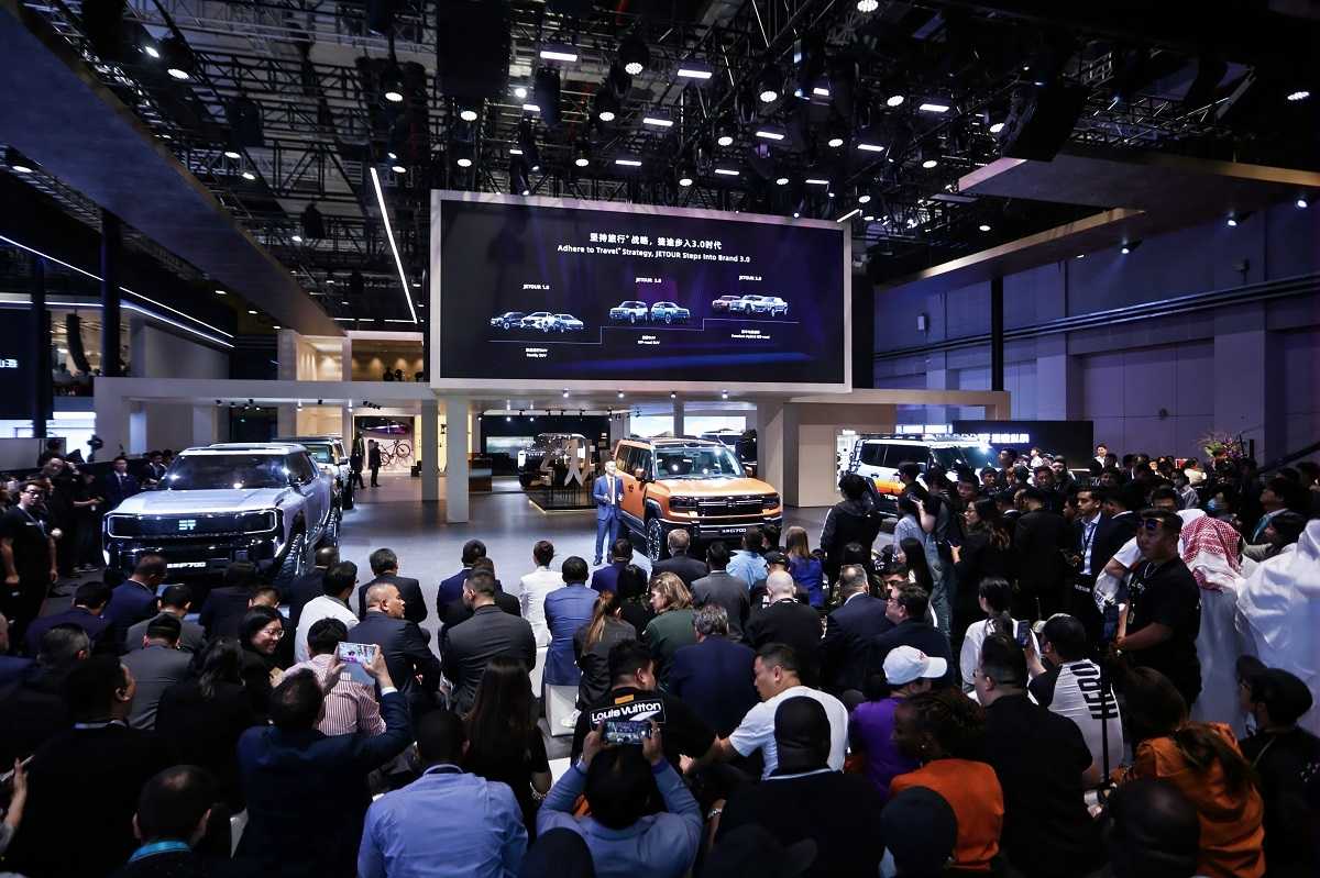 JETOUR Auto Shanghai 2025 көрмесінде GAIA интеллектуалды жол талғамайтын көлік архитектурасын таныстырды