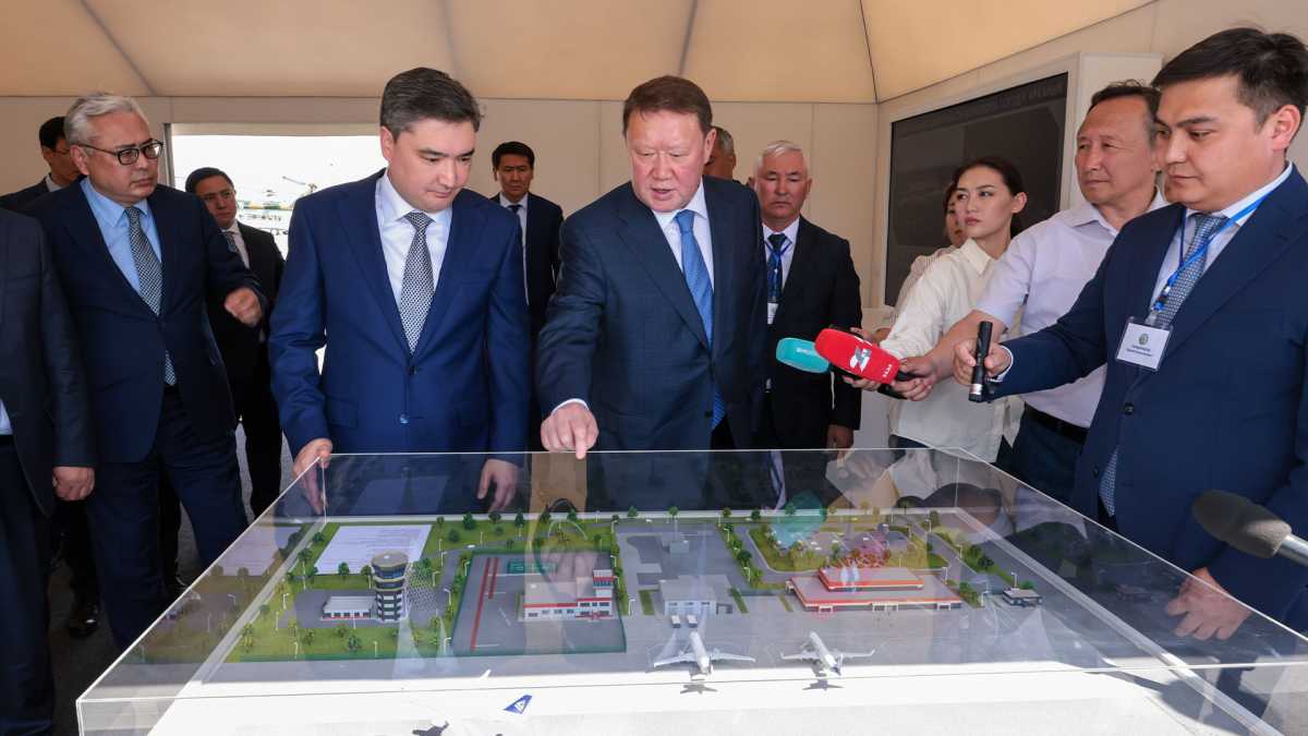 Олжас Бектенов Қостанай облысында көлік және энергетикалық инфрақұрылымды дамыту жөніндегі Президент тапсырмаларының жүзеге асырылуын тексерді
