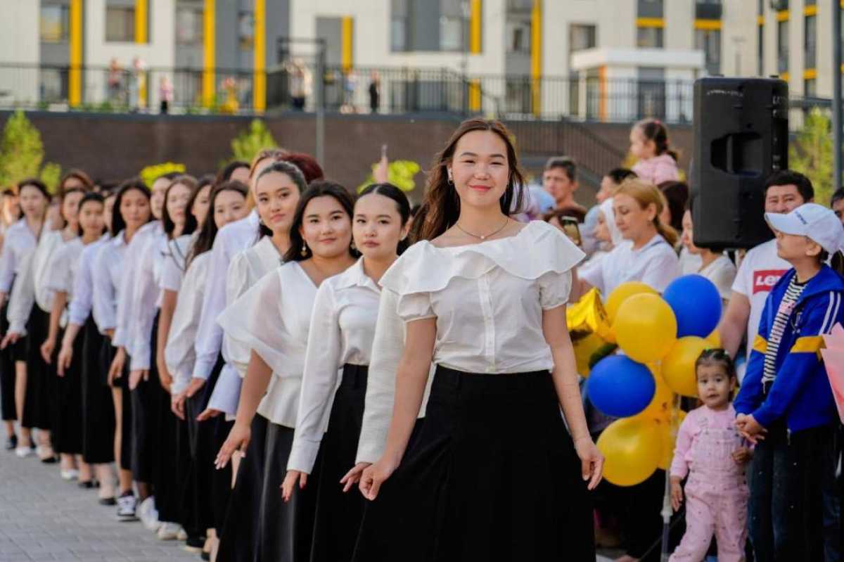 Елордадағы «Жайлы мектепте» алғашқы түлектердің бітіру кеші өтті