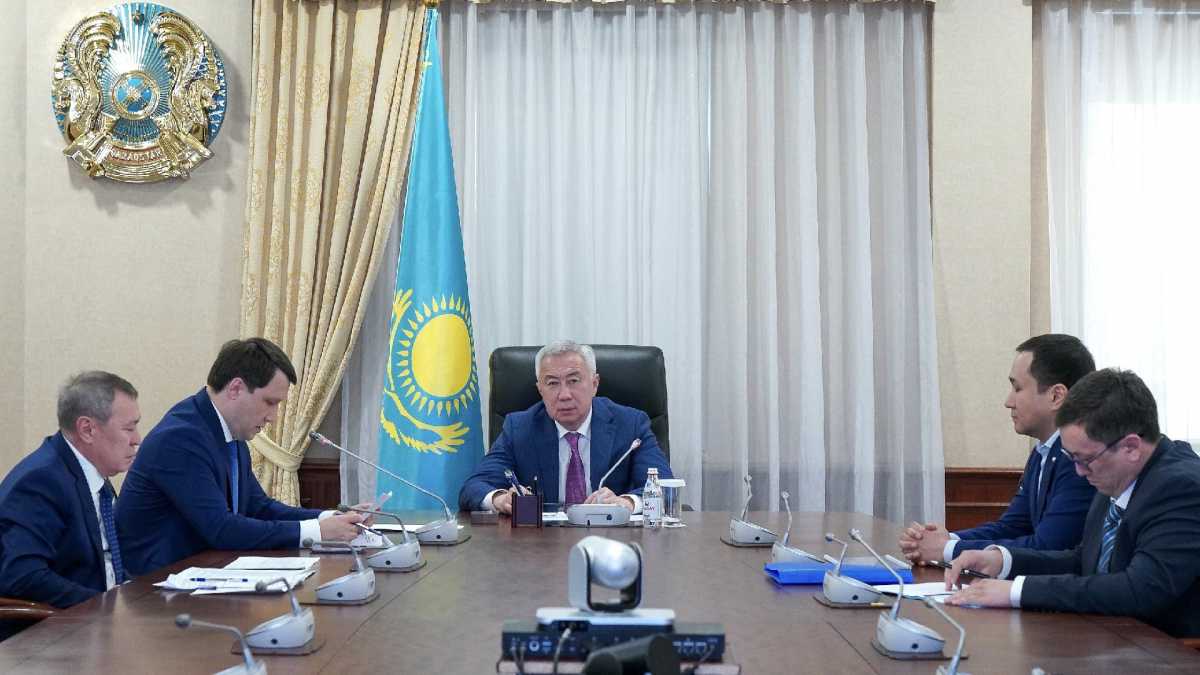 Жамбыл облысы марокко шегірткесіне қарсы химиялық өңдеуді аяқтаса, Түркістан облысы соңғы кезеңге жетті
