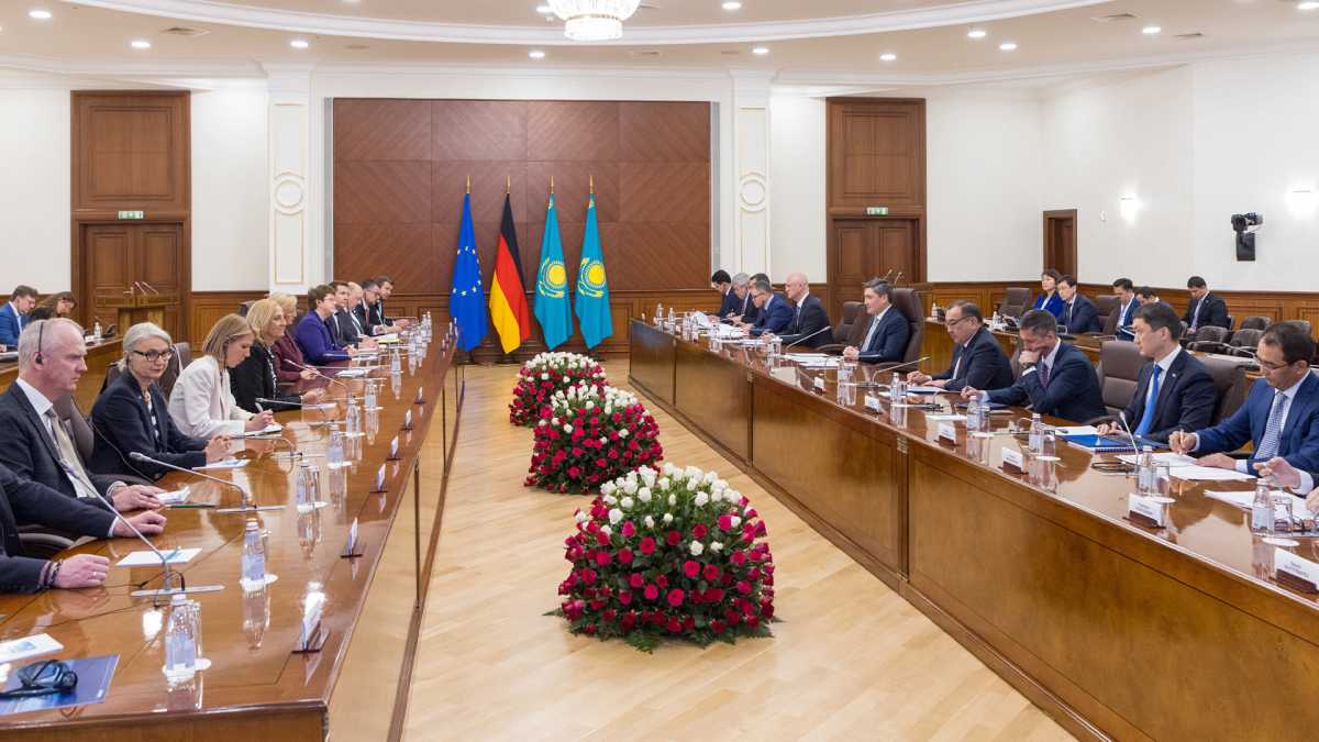 Қазақстан Премьер-министрі Олжас Бектенов пен Германия Бундесратының Президенті Анке Релингер сауда-экономикалық ынтымақтастықты дамыту мәселелерін талқылады