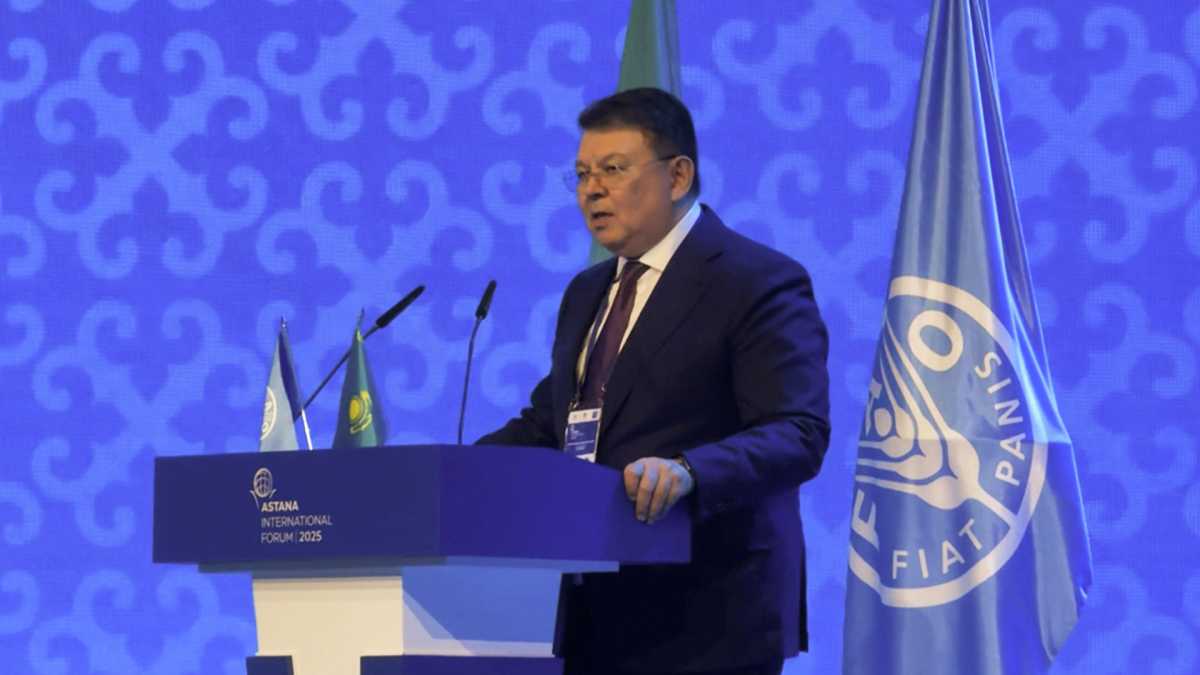 Су – болашаққа салынған басты инвестиция: Қанат Бозымбаев Астана экономикалық форумында сөз сөйледі
