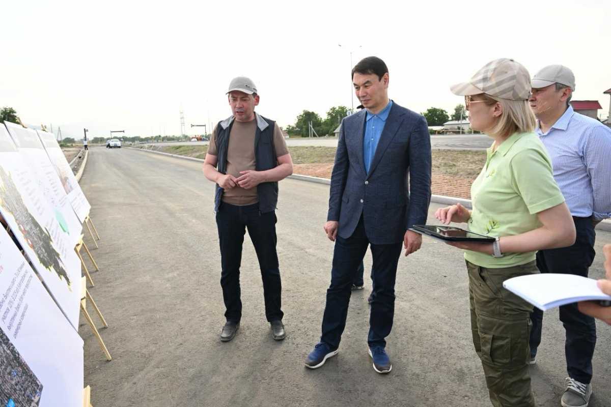 Наурызбай ауданына жұмыс сапары: басты назар — мерзім мен сапада