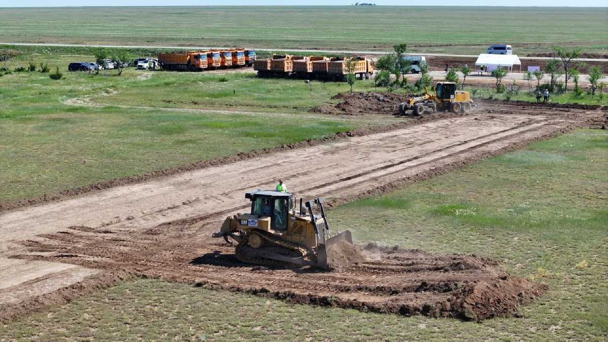 Қазақстанда ТХКБ-ға шығатын «Орталық – Батыс» көлік дәлізінің құрылысы басталды