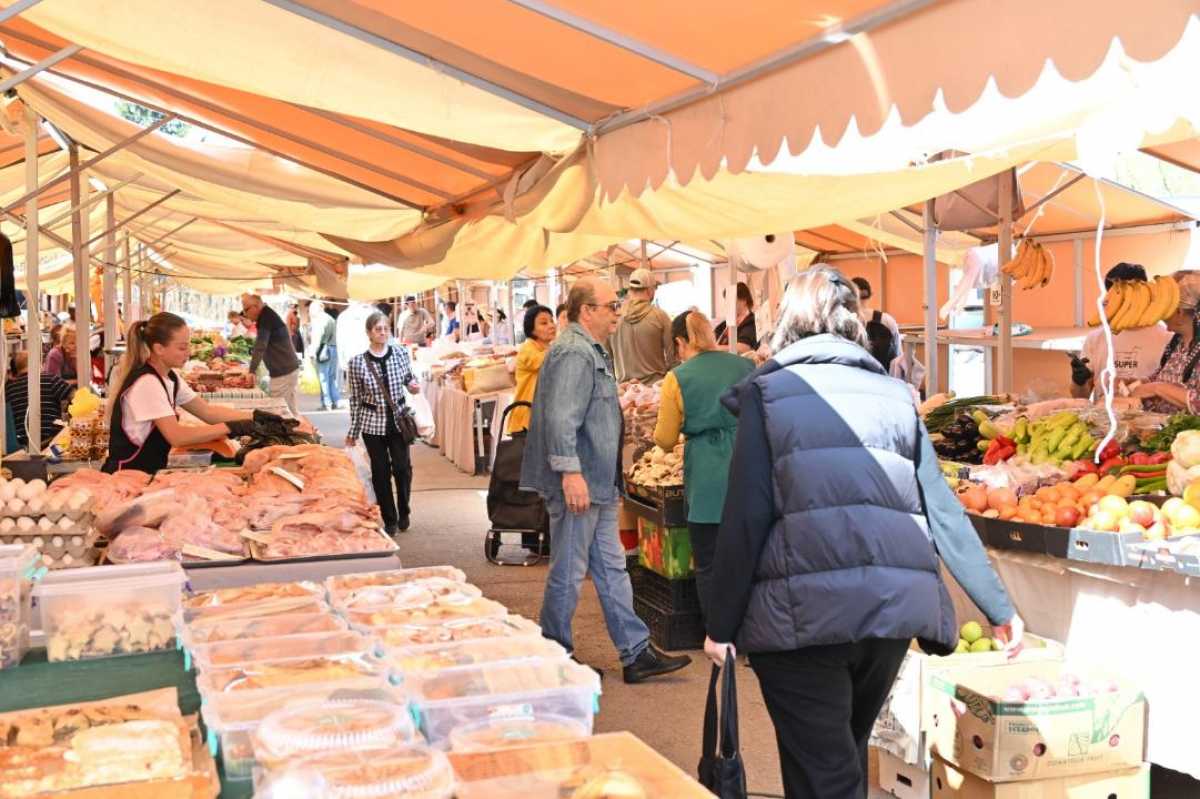 Алматыда өткен демалыс күнгі жәрмеңкелерге жарты миллион адам қатысты