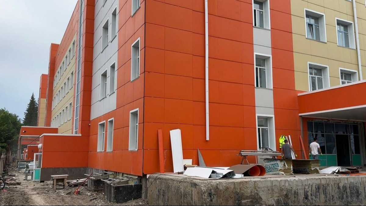 Риддер қаласында жаңа емхананың құрылысы жоспарға сай жалғасуда