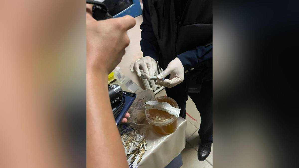 Қызылордада сотталғанға тыйым салынған затты жеткізу әрекетінің жолы кесілді