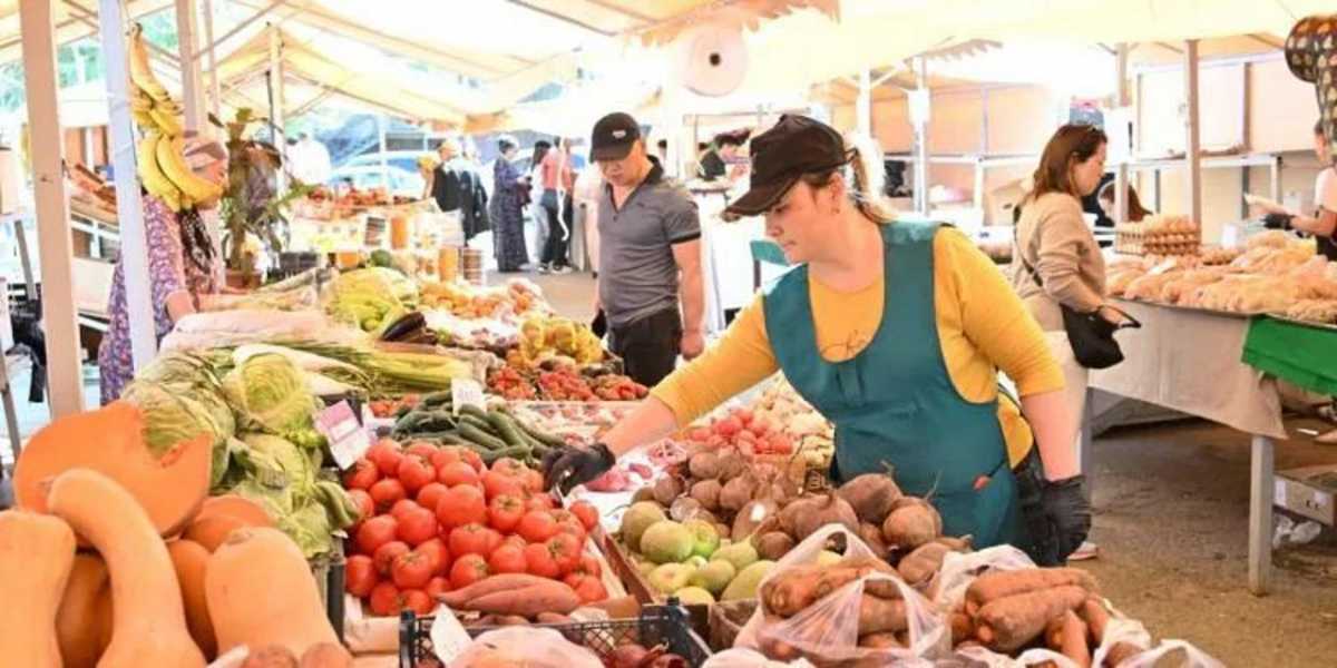 Алматыдағы демалыс күнгі жәрмеңкелерде 22 мың тоннадан астам ауыл шаруашылығы өнімі сатылды