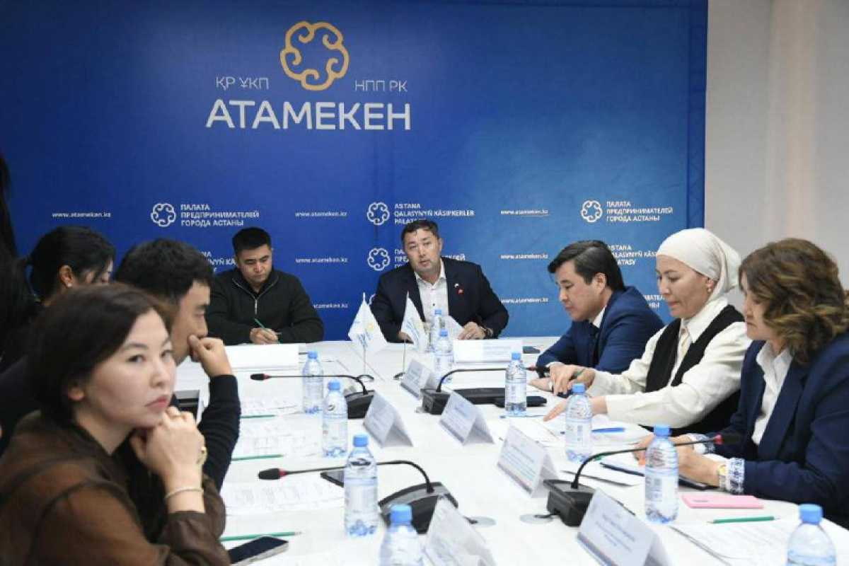 Жаңа жылдан бастап әлеуметтік медициналық сақтандыру жүйесі қалай өзгереді – елордадағы ӘМСҚ филиалында түсіндірілді