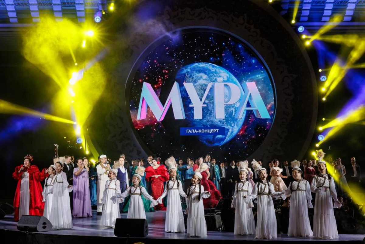 Алматыда Қала күні тойланып жатыр: Абай алаңында опера және балет жауһарлары шырқалды