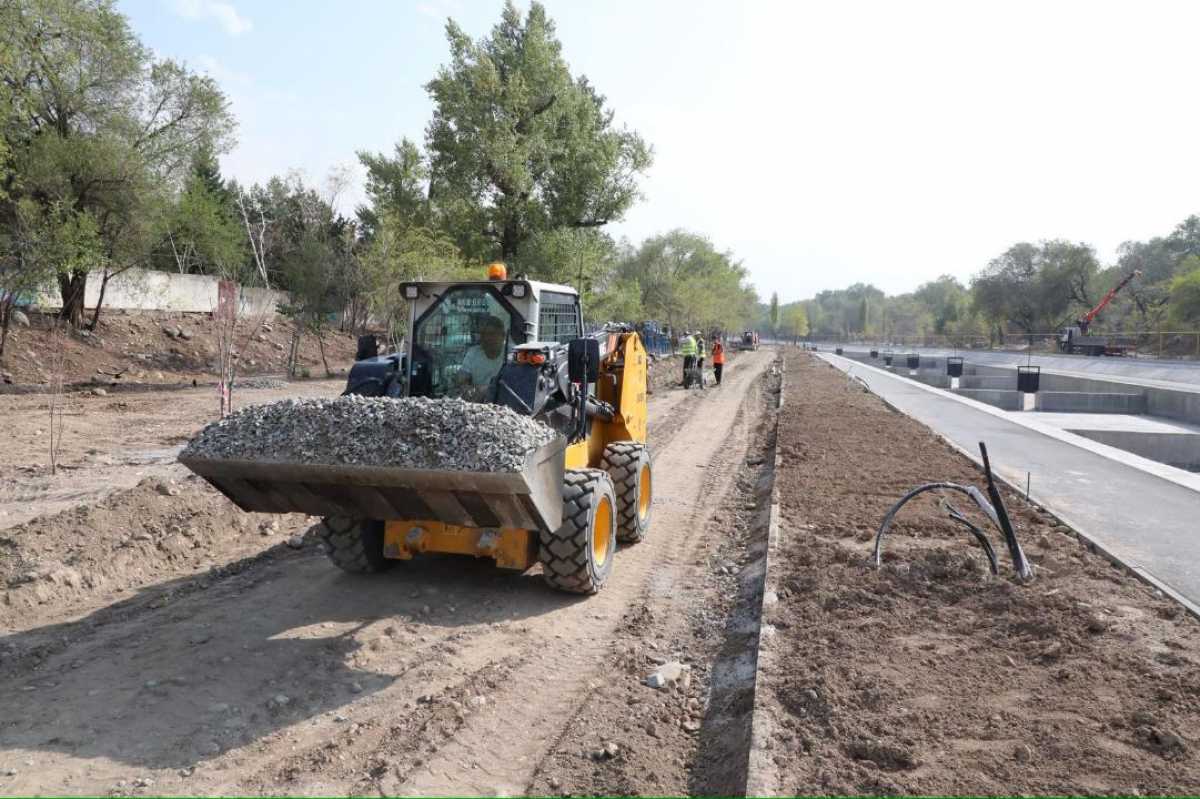 Алматыда Үлкен Алматы өзенінің арнасы жаңартылып жатыр