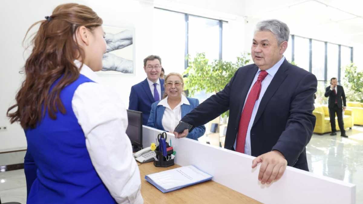 Ермек Көшербаев Шымкент қаласының әлеуметтік нысандарының жұмысымен танысты