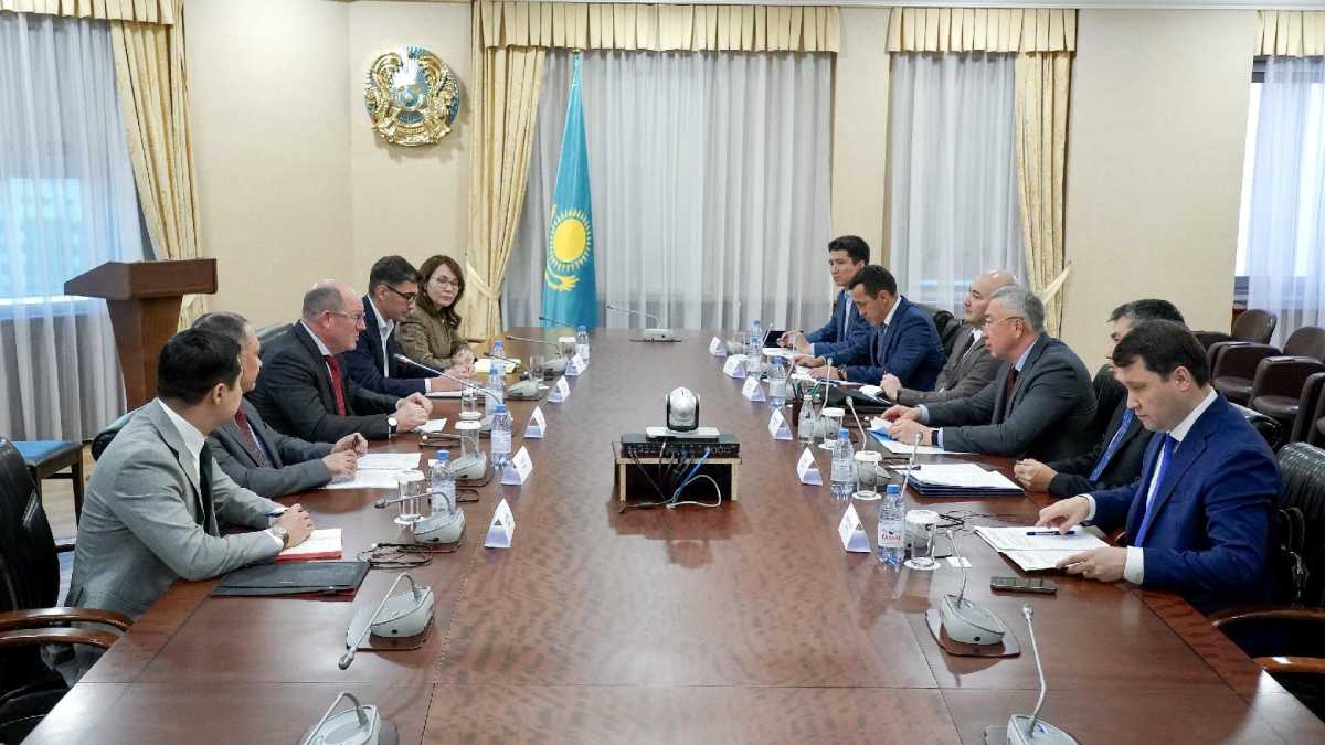 Серік Жұманғарин Америкалық сауда палатасымен тауарларды цифрлық таңбалауды енгізу мәселесін талқылады