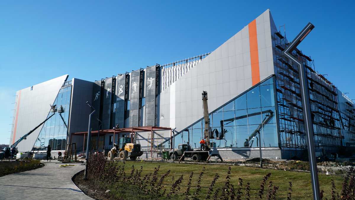 Көкшетауда қайтарылған активтер қаражаты есебінен жаңа спорт кешені салынуда