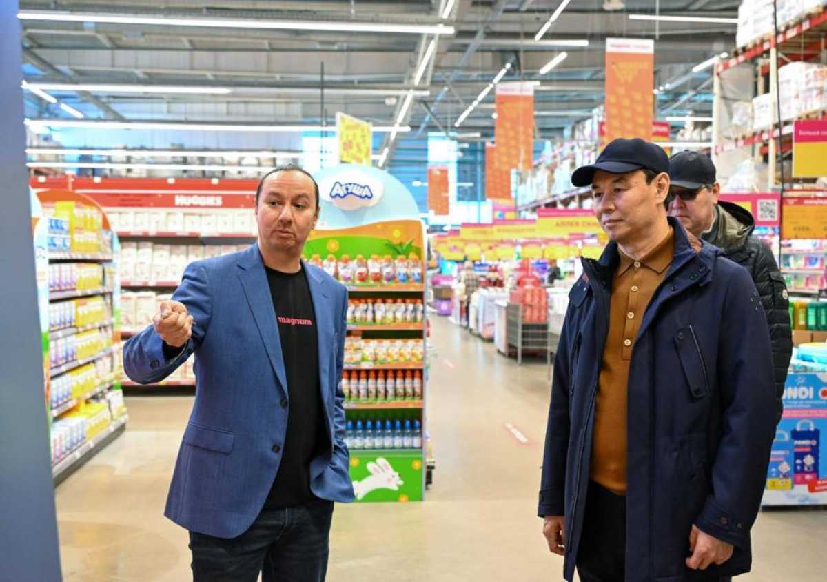 Дархан Сатыбалды Алматыдағы азық-түлік бағасын тұрақтандыру шараларын тексерді