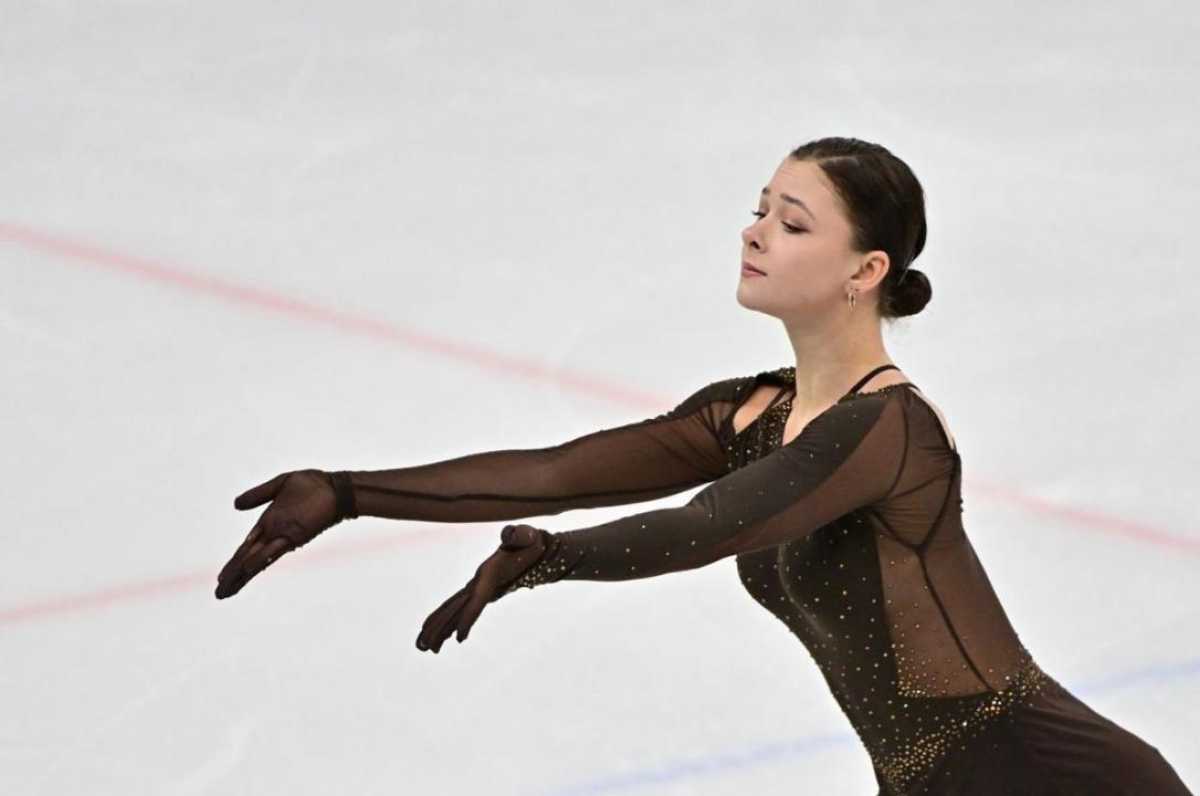 Астаналық мәнерлеп сырғанаушы Жапониядағы Гран-при кезеңінде күміс медаль жеңіп алды