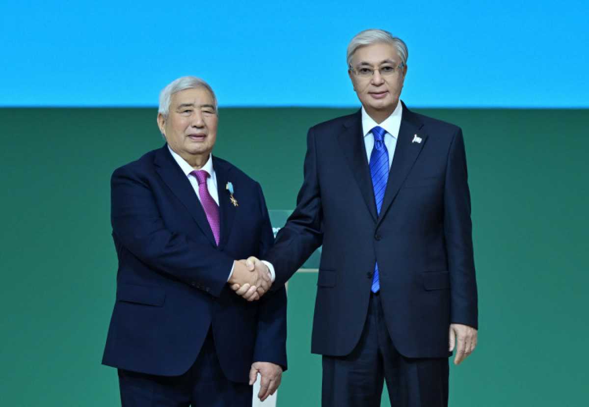 Қасым-Жомарт Тоқаев ауыл шаруашылығы еңбеккерлерін мемлекеттік наградалармен марапаттады