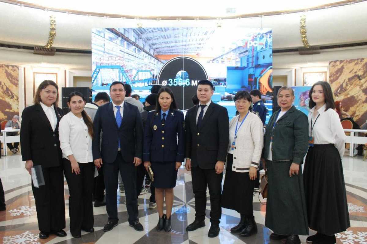 Алматыда Жұмысшы мамандықтары жылы аясында жалпықалалық бос жұмыс орындары жәрмеңкесі өтті