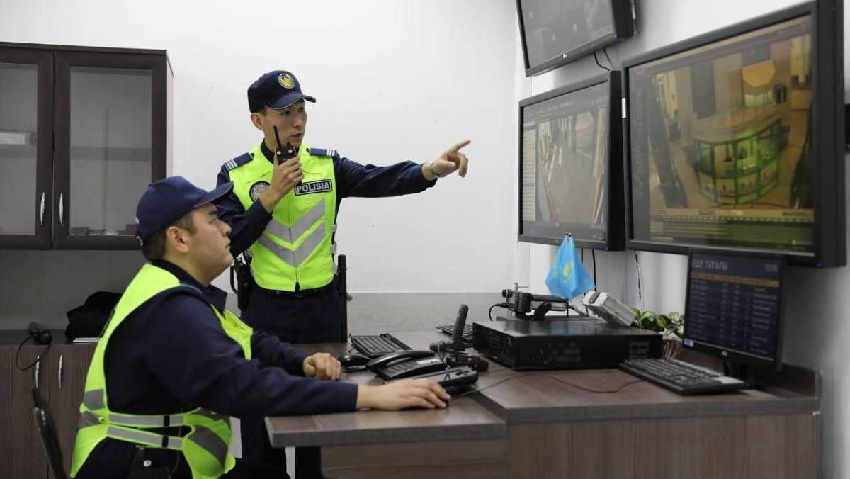 Көлік полицейлері Астана әуежайында тәртіп бұзған шетелдік жолаушыны анықтады