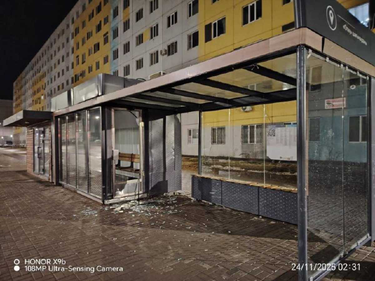 Астанада аялдаманы қиратып кеткендер 10 тәулікке қамалды