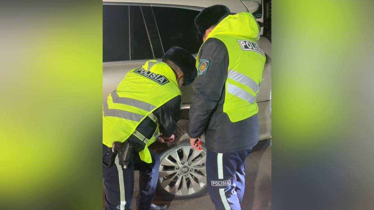 Жетісу облысында патрульдік полиция шетелдік азаматтарға көмек көрсетті