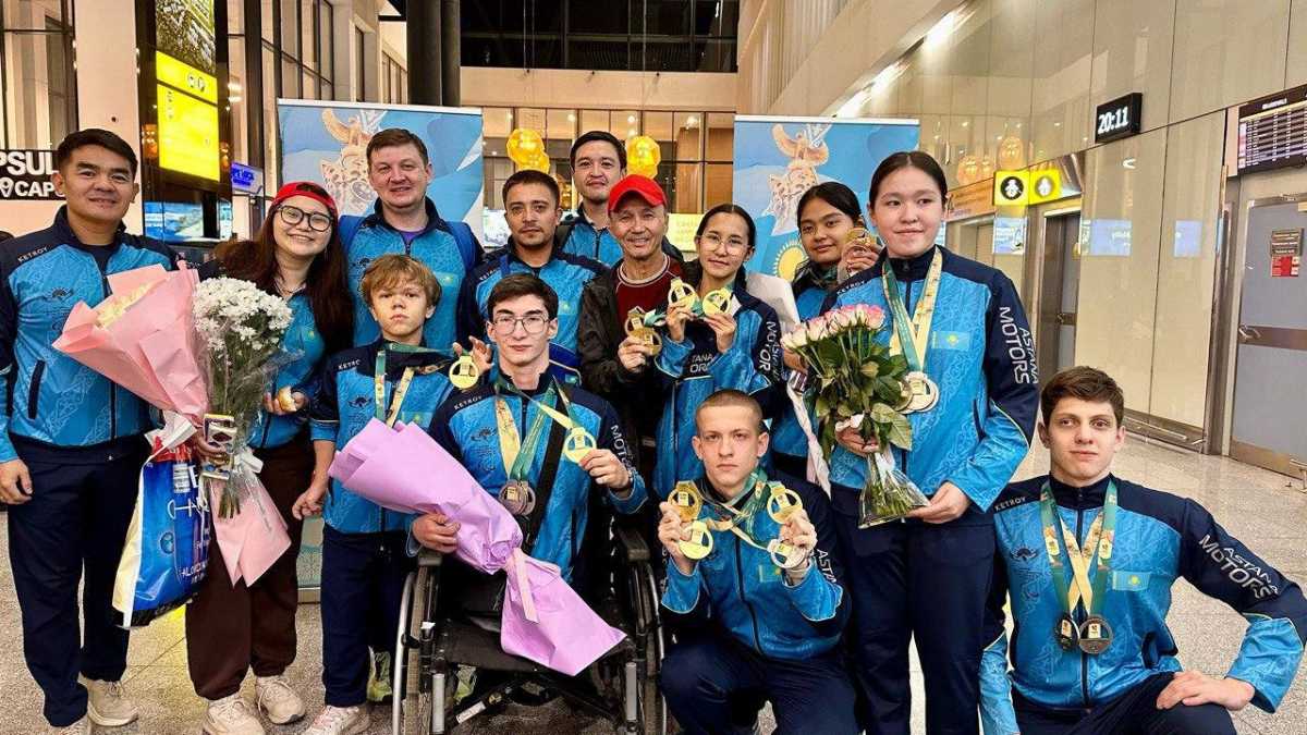 V Азия Пара ойындарының жеңімпаздары елге оралды: оларды жанкүйерлері салтанатты түрде қарсы алды