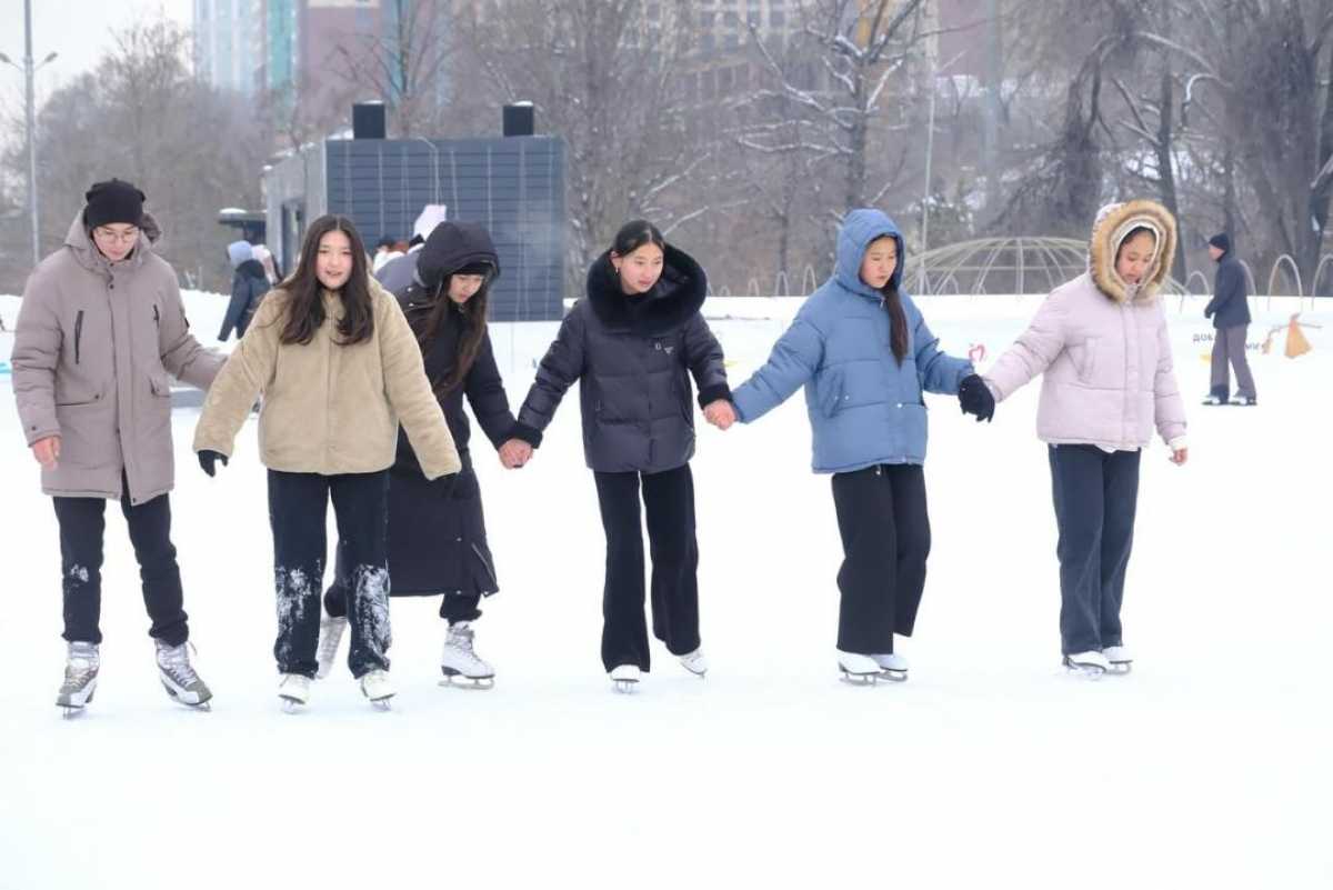 Алматыда тұрғындар үшін 11 тегін мұз айдыны жұмыс істейді