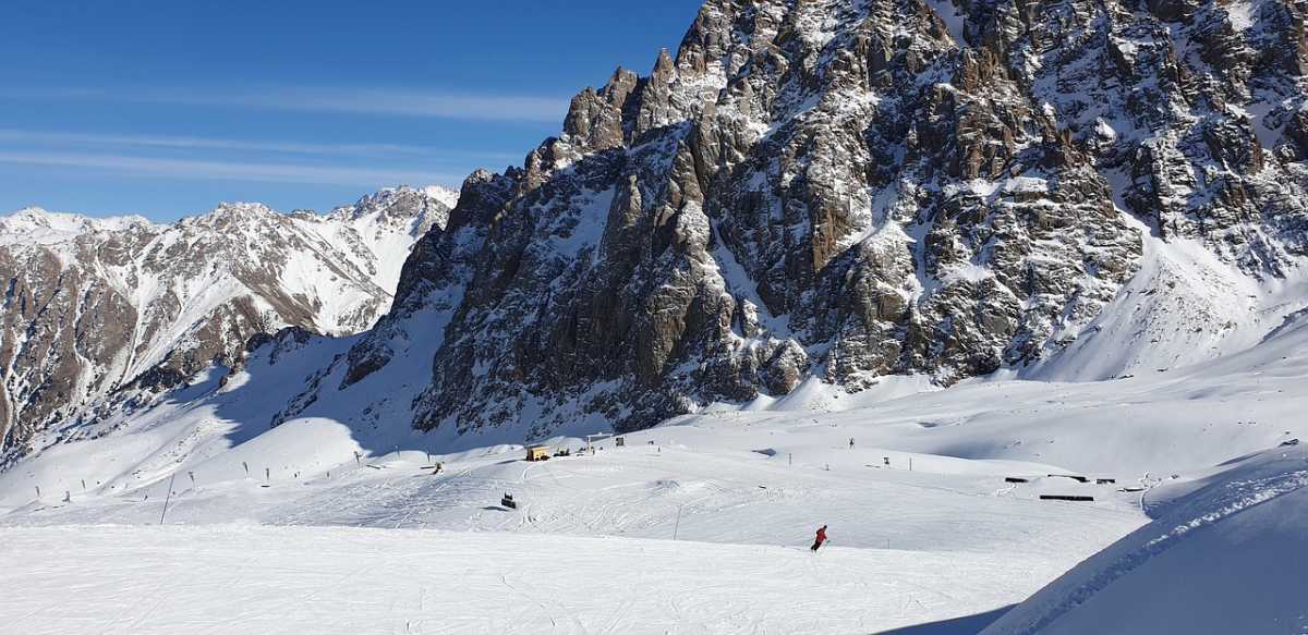 Алматы тауларында үш жігіт жоғалып кетті: біреуі қаза тапқан