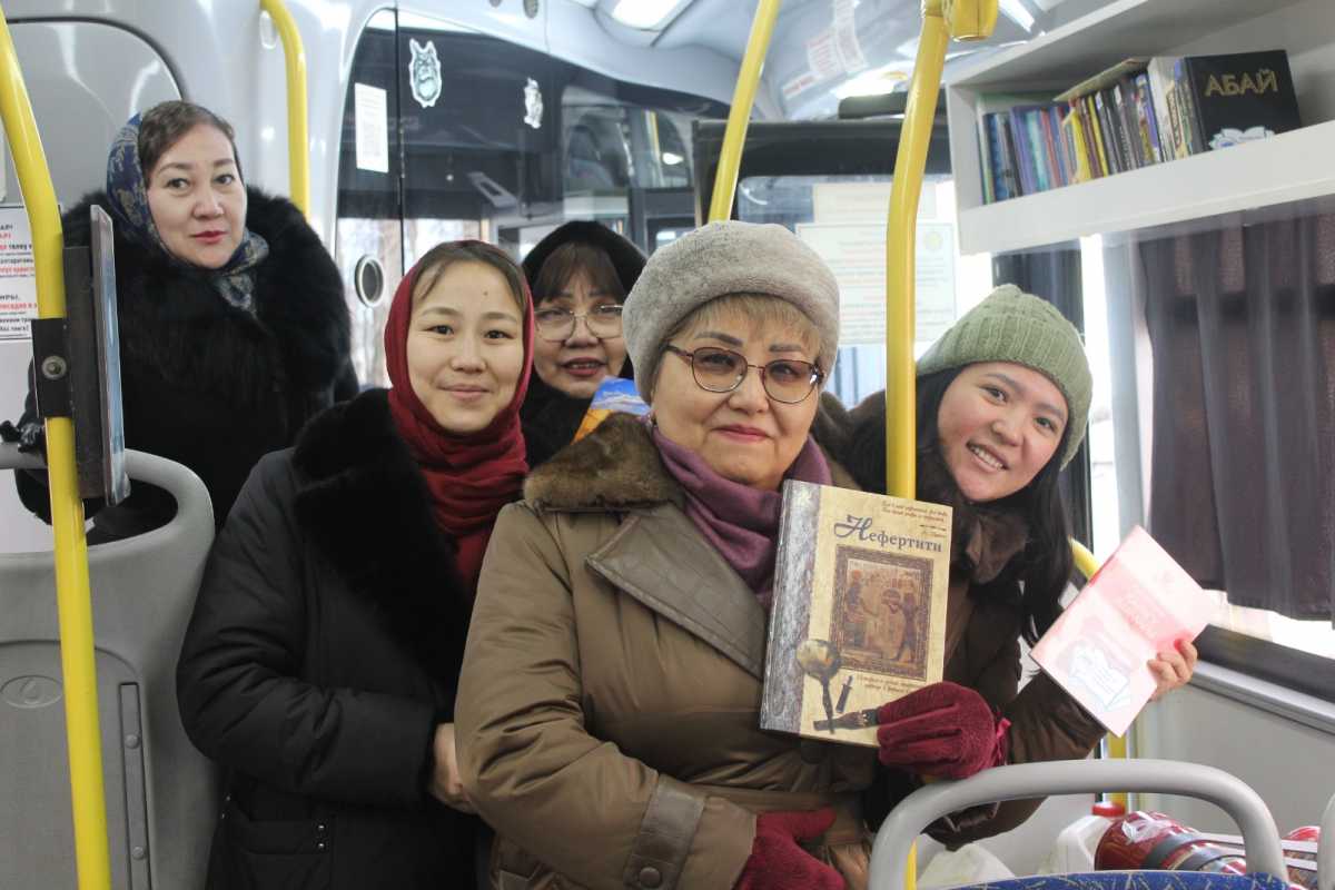 Оралда «Кітаппен бірге жолда» атты жаңа жоба басталды