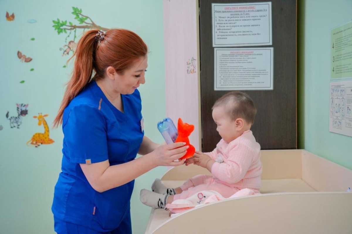 Елордалық дәрігерлер астаналықтарға вакцинацияны уақытылы алудың маңызын ескертті