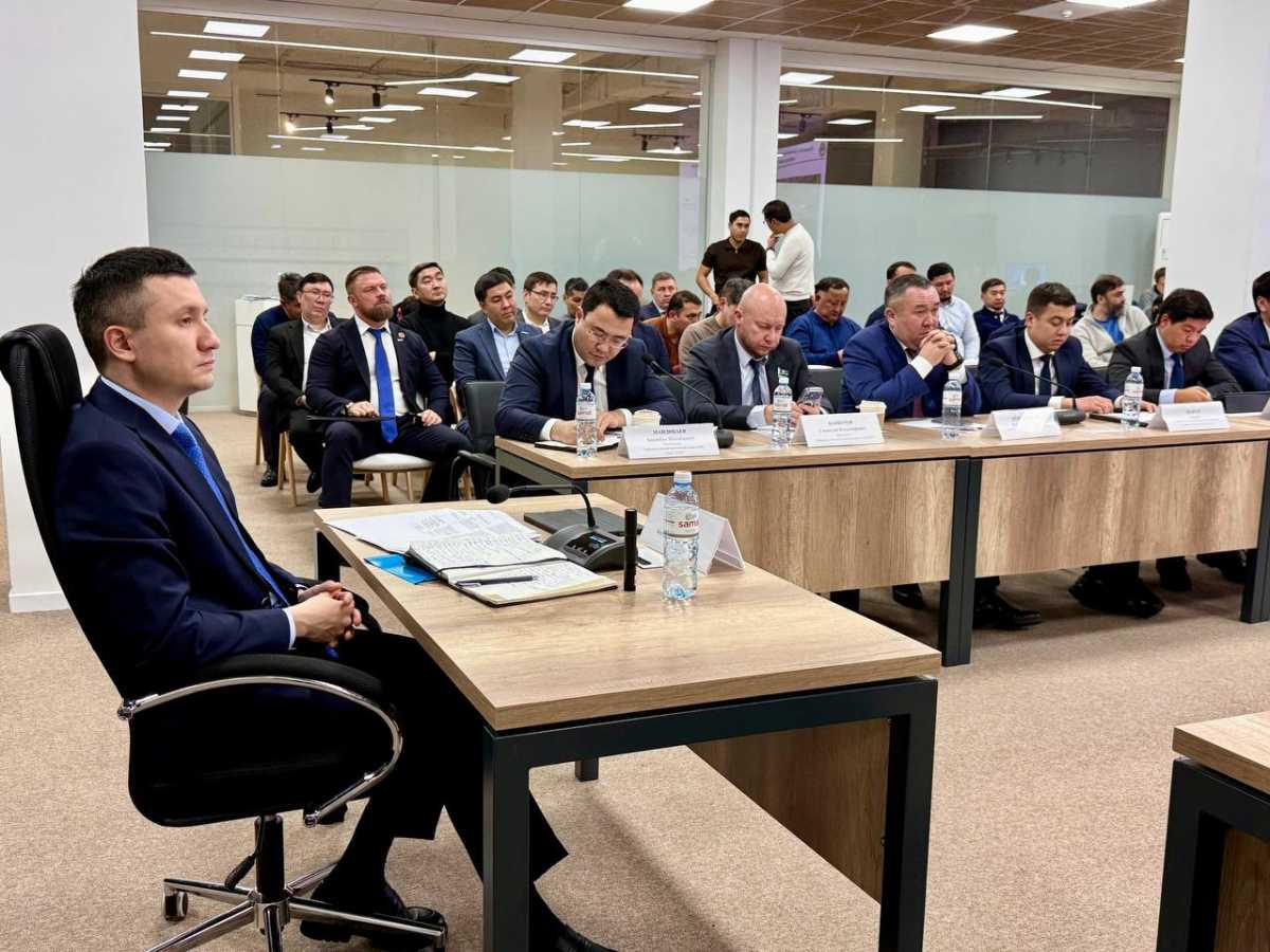 Алматыда ішкі құндылықты дамыту және отандық өндірушілерді қолдау мәселелері талқыланды
