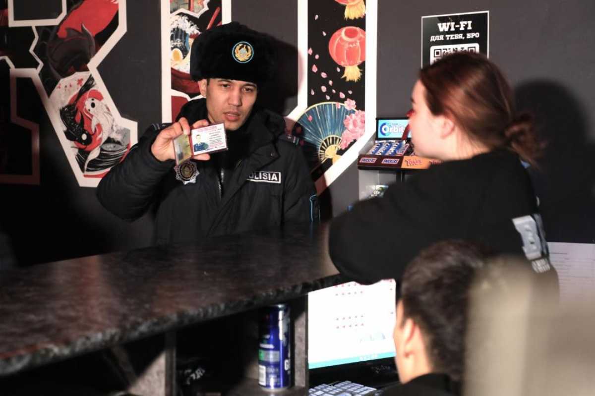 Алматыда комьюнити орталықтар резиденттері компьютерлік клубтарға түнгі бақылау жүргізді