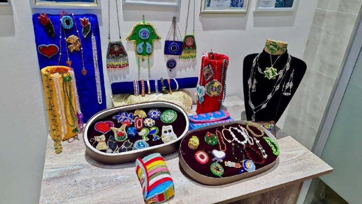 «Қысқы шабыт»: Астанада арт-терапия үйірмесінің көрмесі ашылды