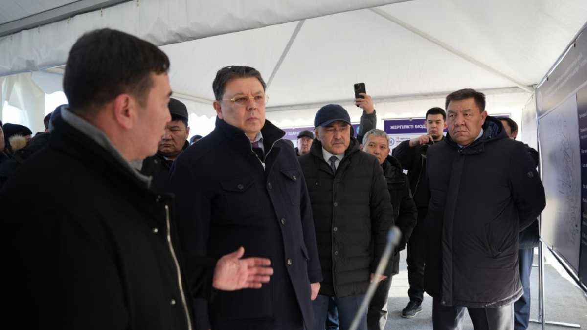 Қанат Бозымбаев Жетісу облысына барды