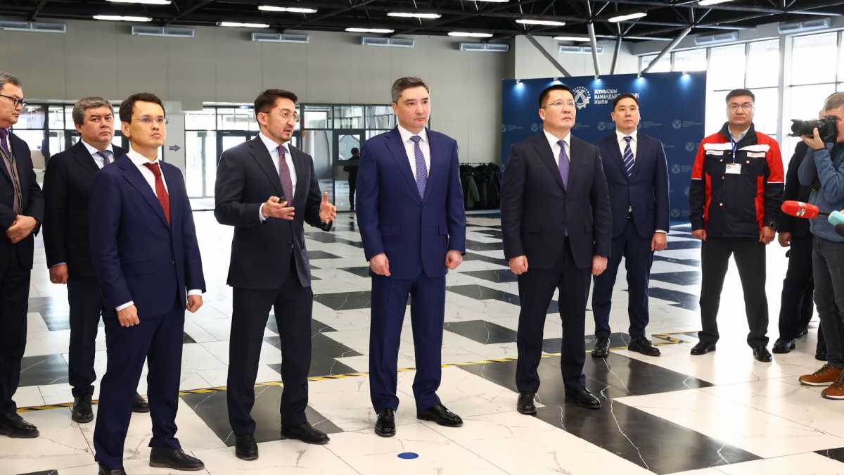 Олжас Бектенов Екібастұздағы «Деректерді өңдеу орталығы алқабы» жобасының орындалу барысын тексерді