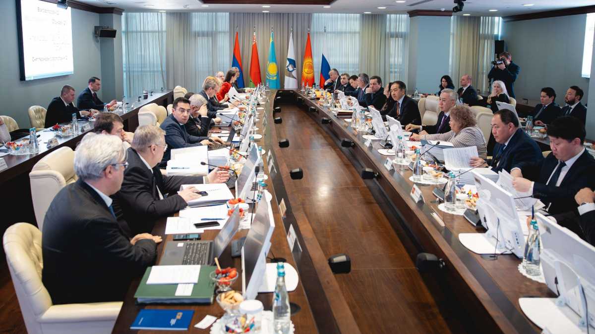 Серік Жұманғарин  Еуразиялық экономикалық комиссия кеңесінің  отырысын ашты