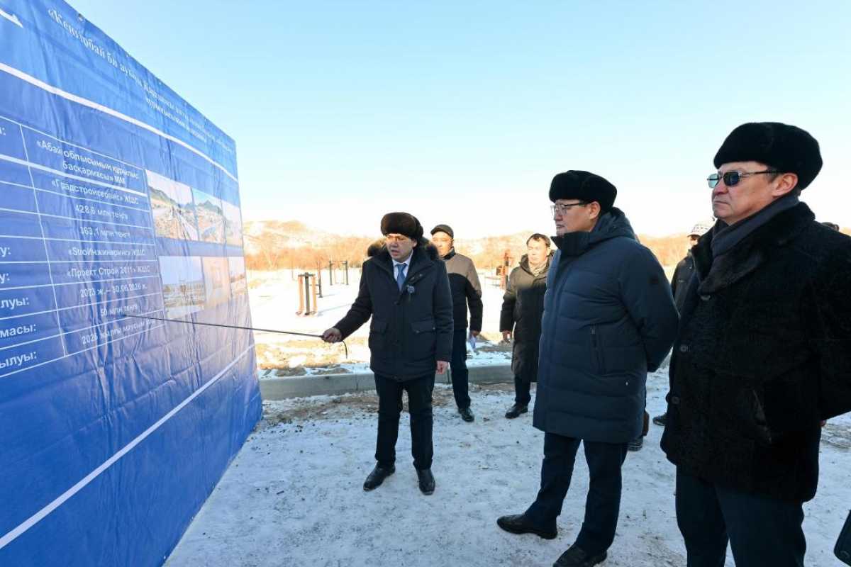 Облыс әкімі Абай ауданындағы құрылысы аяқталмай жатқан нысандарда болды