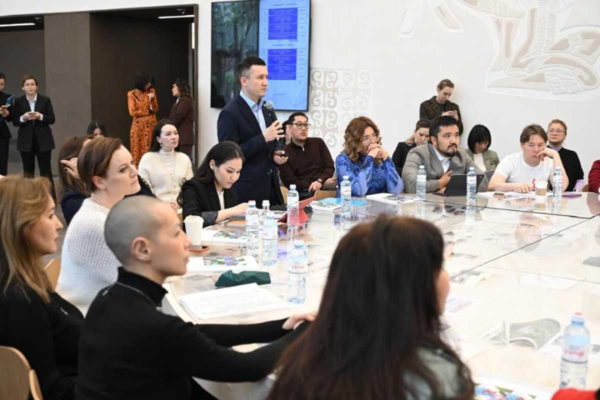 Алматыда креативті индустрия өкілдерімен кездесу өтті