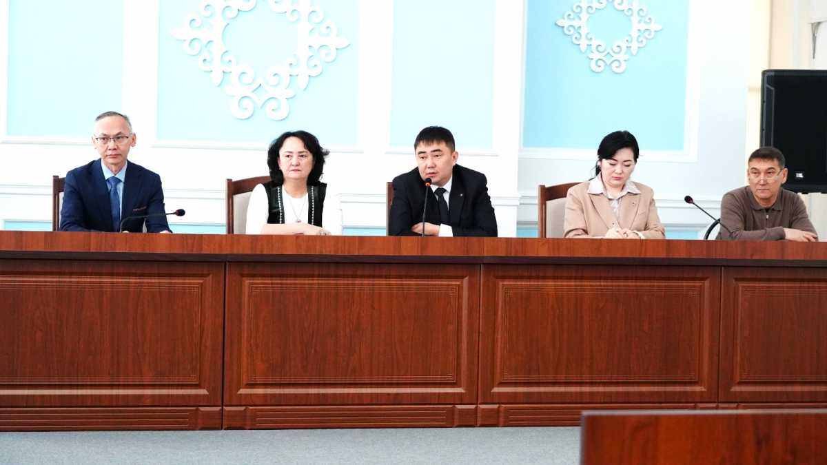 Конституциялық өзгерістер ауыл шаруашылығы қызметкерлеріне түсіндірілді