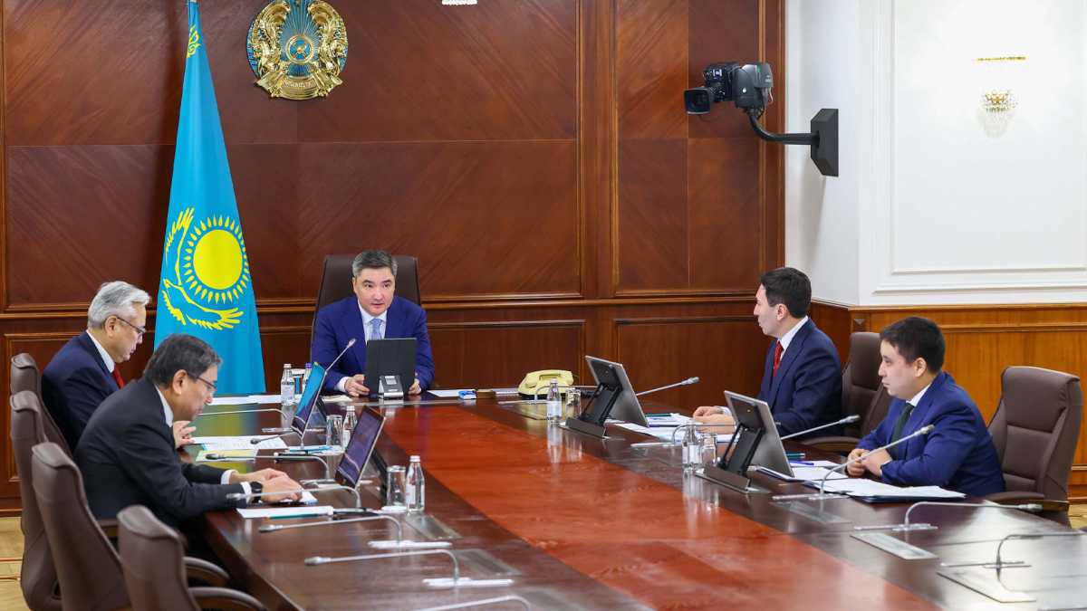 Олжас Бектенов «Самұрық-Қазына» директорлар кеңесінің отырысын өткізді