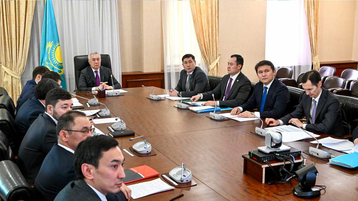 Экономикалық өсімді қамтамасыз ету жөніндегі штаб отырысында химия өнеркәсібін дамыту мәселесі қаралды