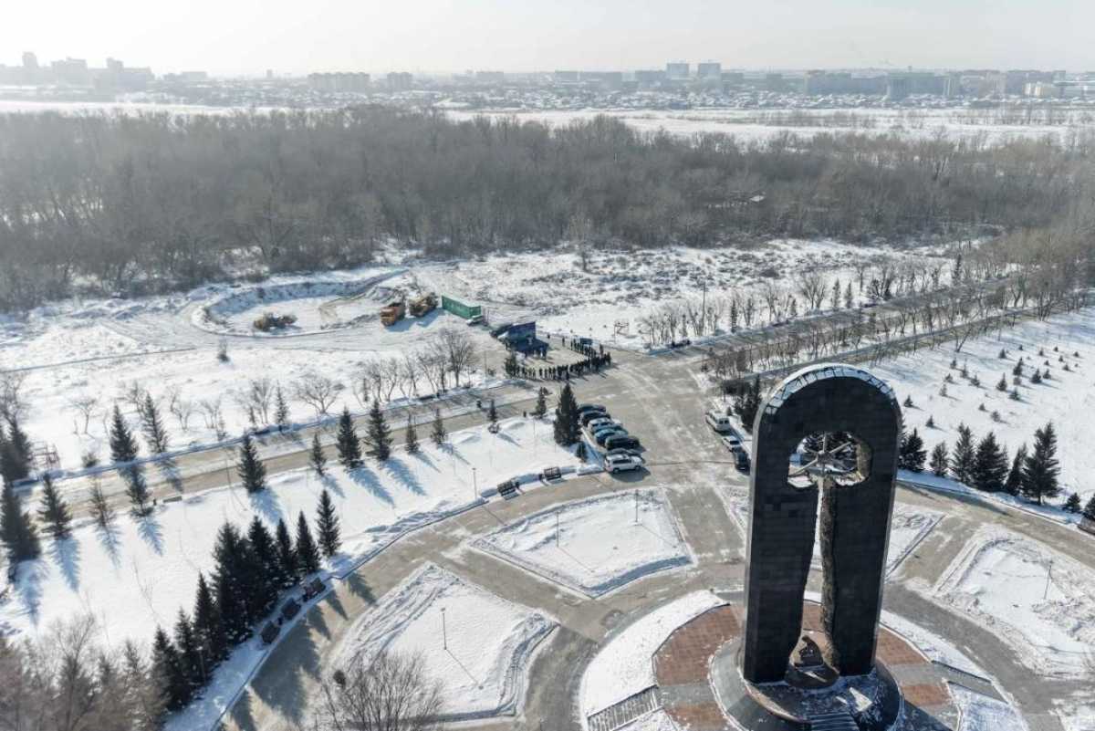 «Абайға құрмет»: Семейде Рәміздер алаңының құрылысы басталды