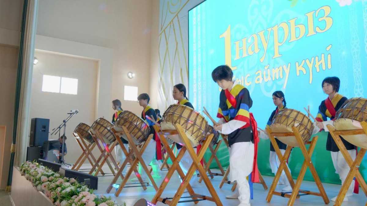 Астанада әлеуметтік қызмет көрсету орталығының қамқорлығындағы жандарға арнап қайырымдылық іс-шара өтті