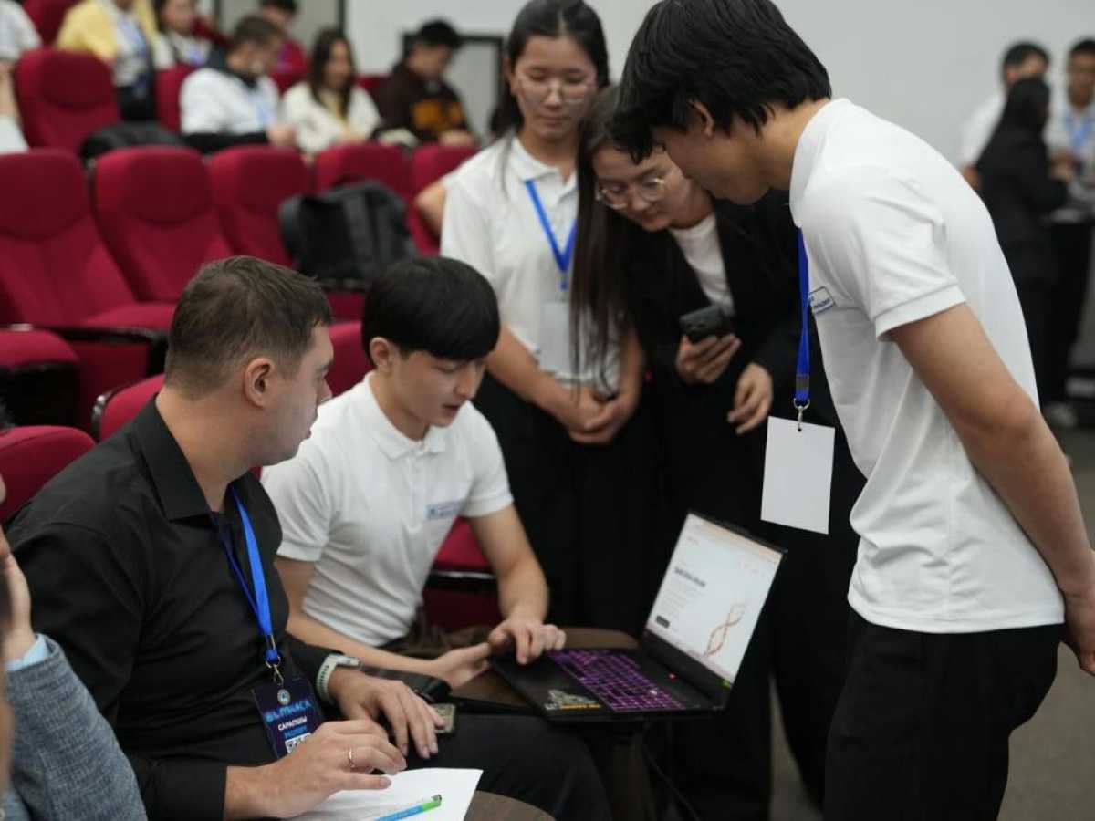 Алматыда колледж студенттері арасында «BilimHack Almaty-2026» қалалық хакатоны өтті