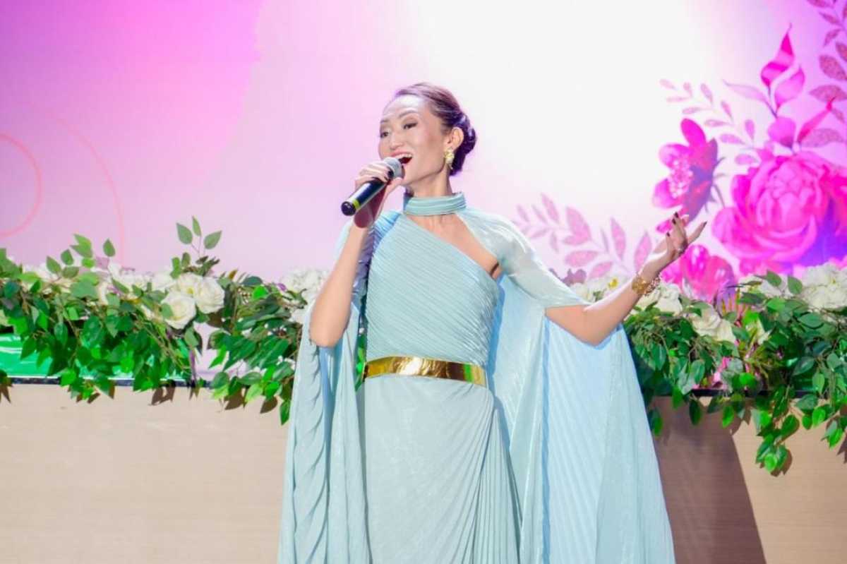 «Әйел – әлемнің жүрегі»: Астанада мерекелік концерт өтті